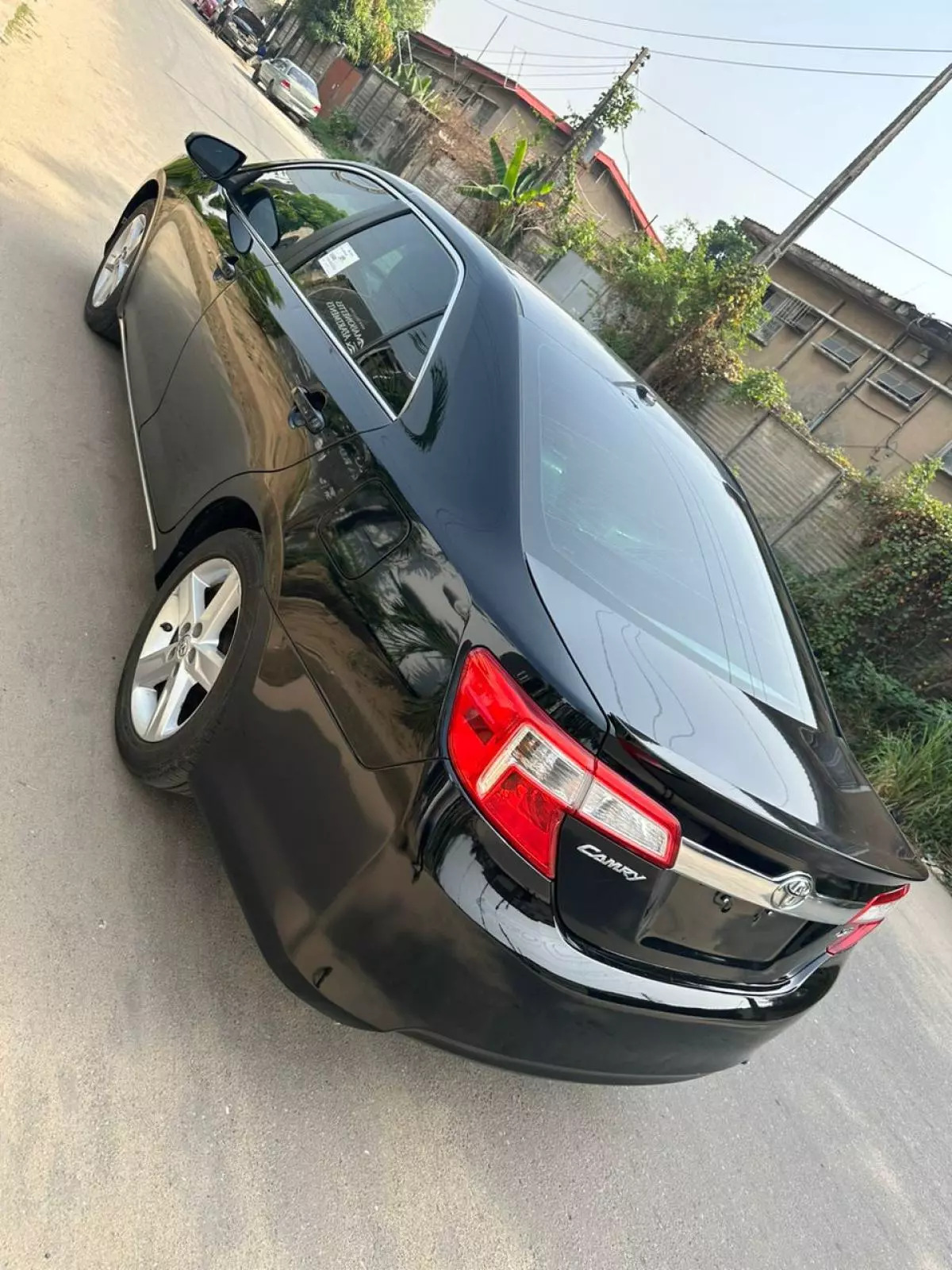 Toyota Camry   - 2012