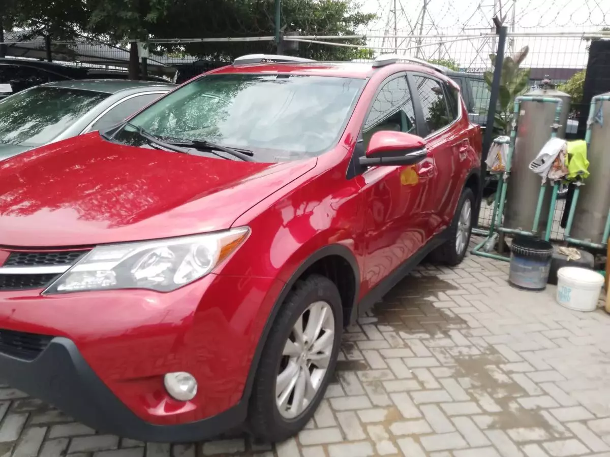 Toyota RAV 4   - 2014