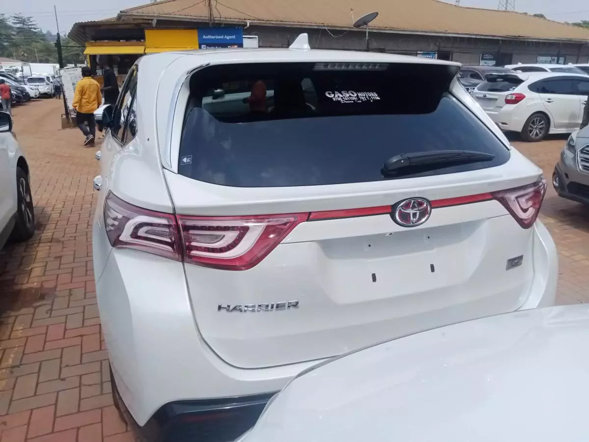 Toyota Harrier GR   - 2016