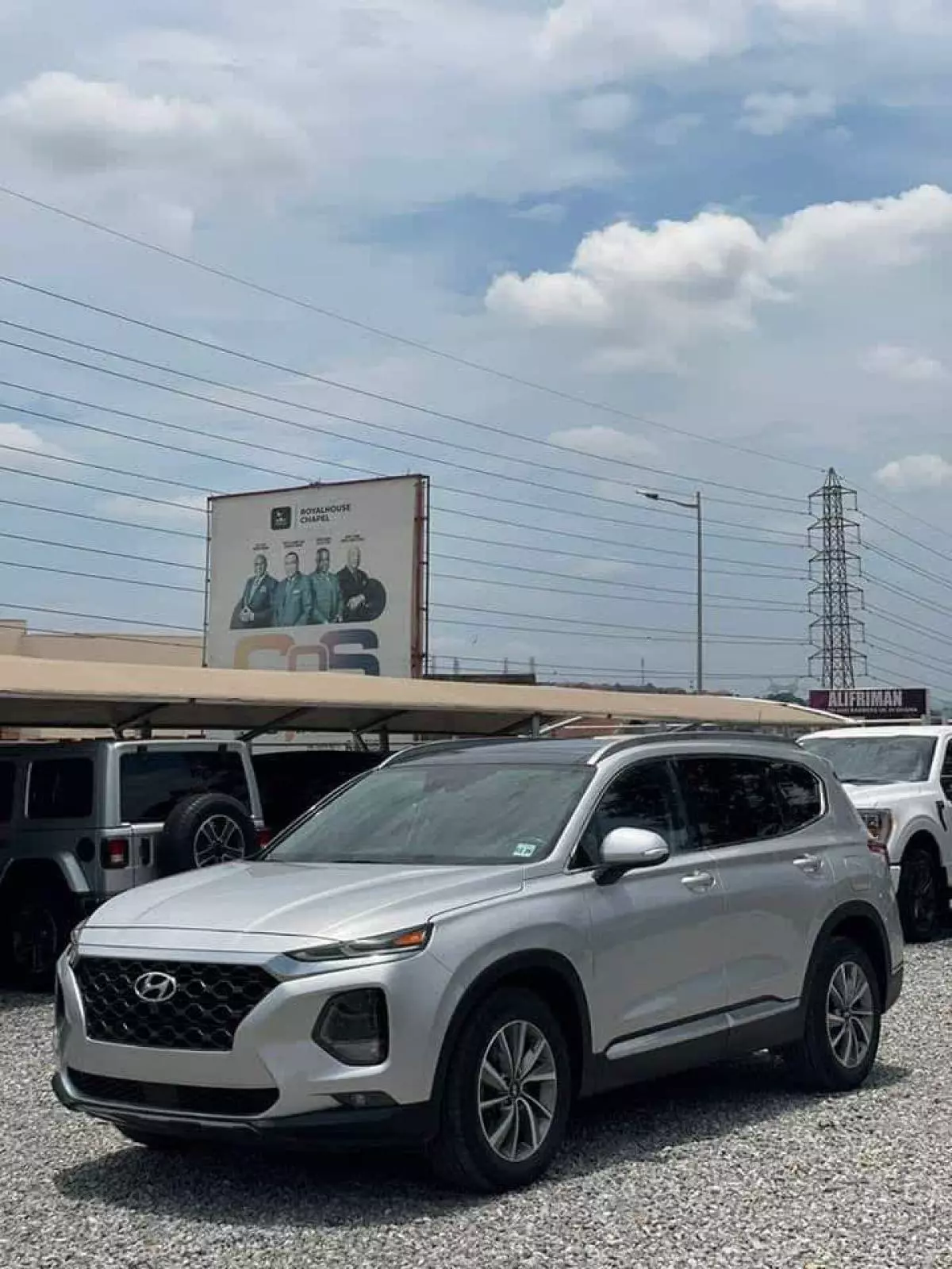 Hyundai Santa Fe   - 2019