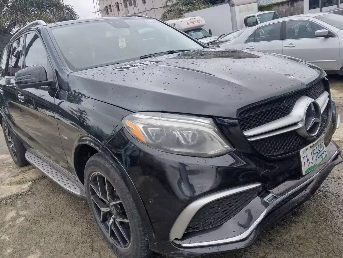 Mercedes-Benz GLE 350   - 2012