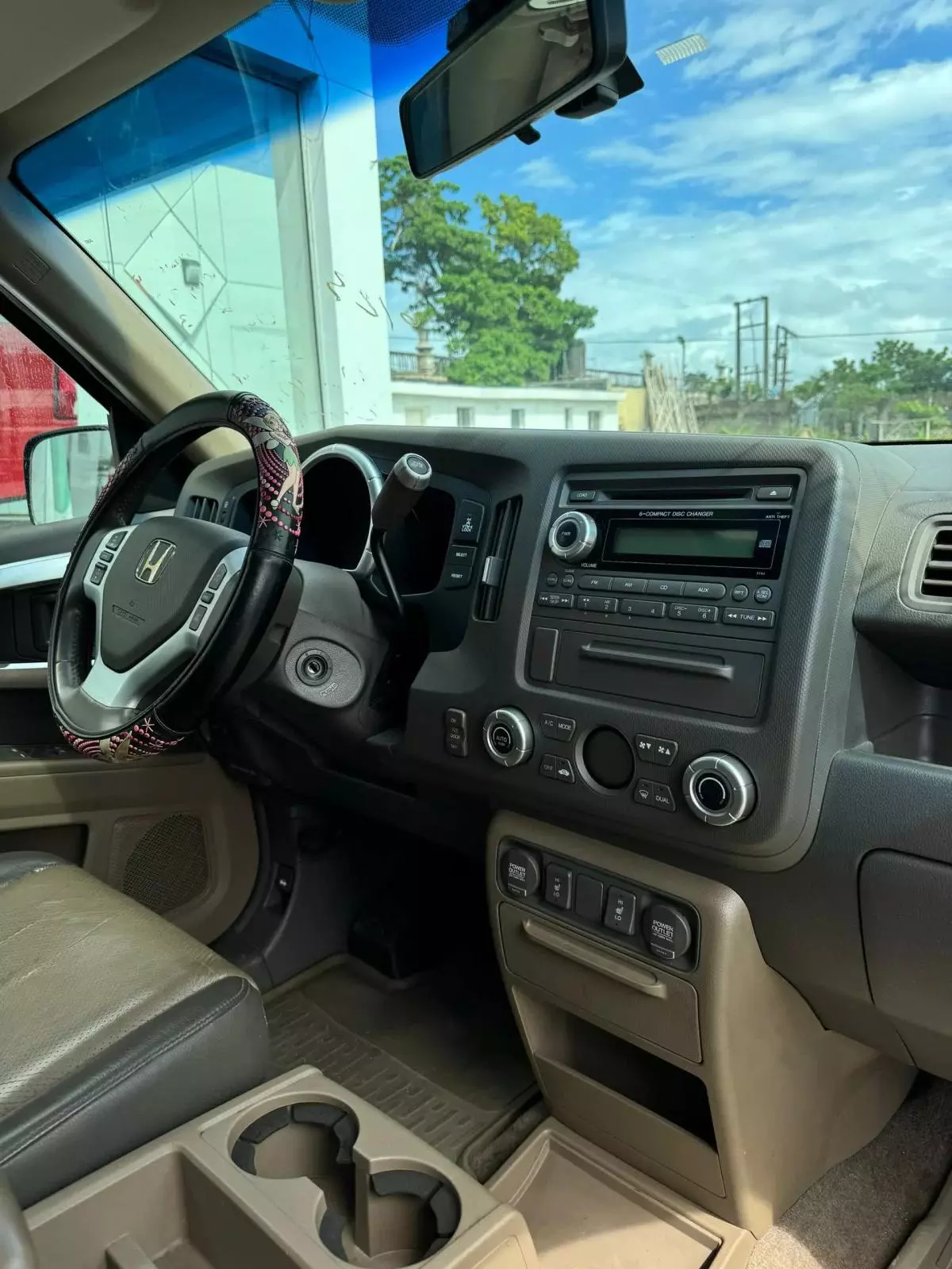 Honda Ridgeline   - 2006