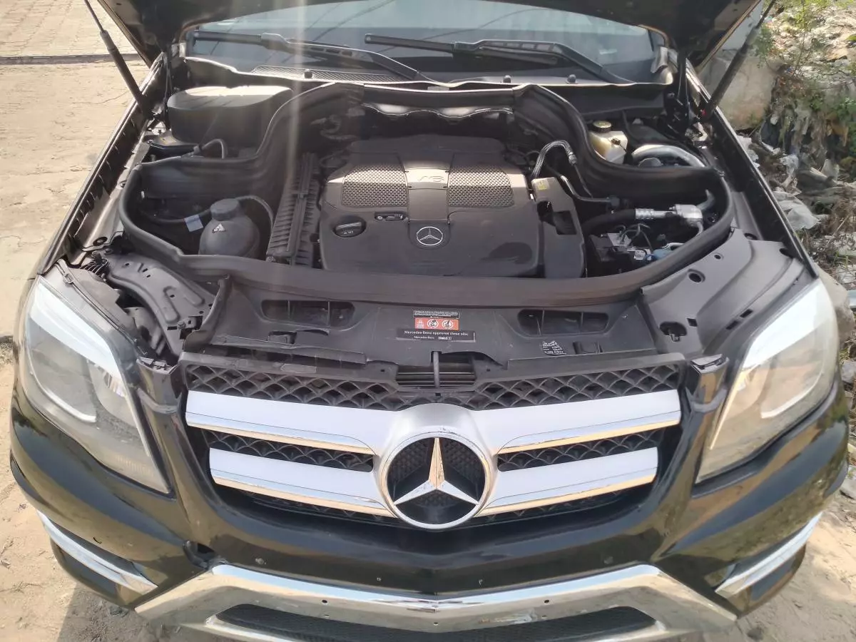 Mercedes-Benz GLK 350   - 2014