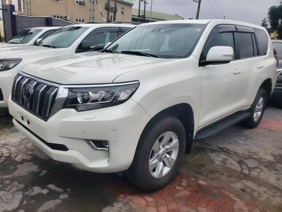 Toyota Landcruiser Prado   - 2022