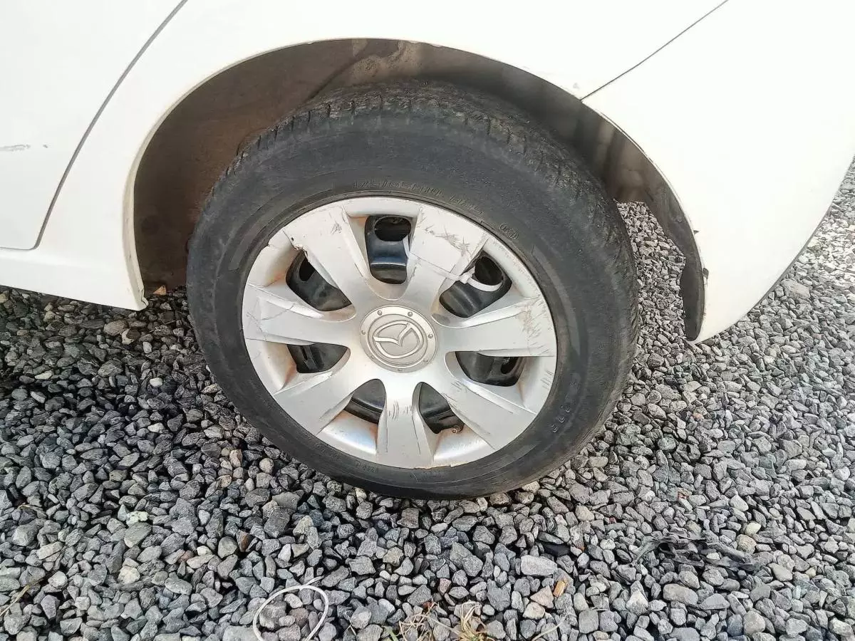 Mazda Demio  - 2010