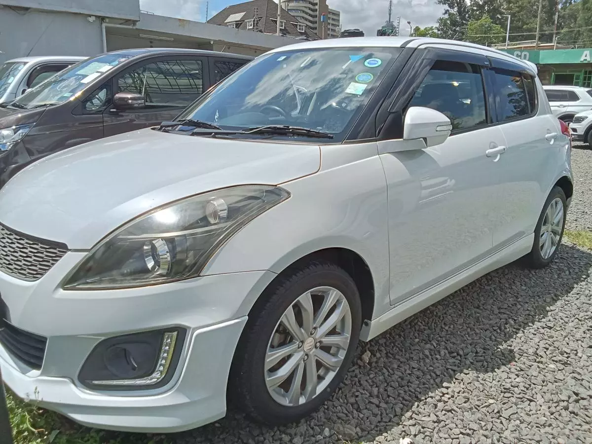 SUZUKI Swift   - 2017