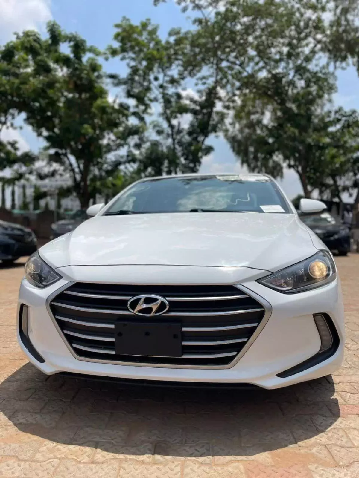 Hyundai Elantra   - 2017