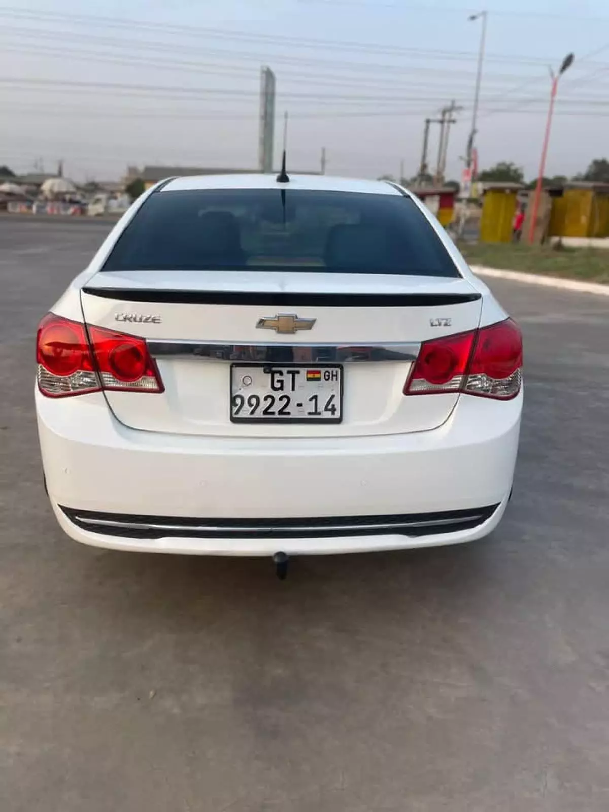 Chevrolet Cruze   - 2013