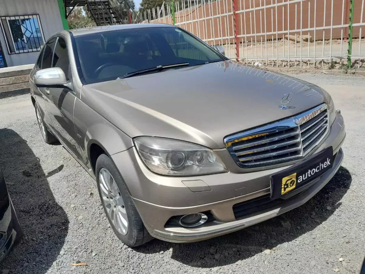 Mercedes-Benz C 200 - 2009
