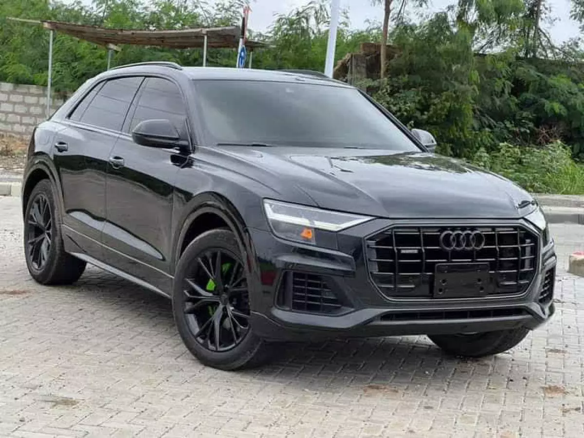 Audi Q8   - 2020