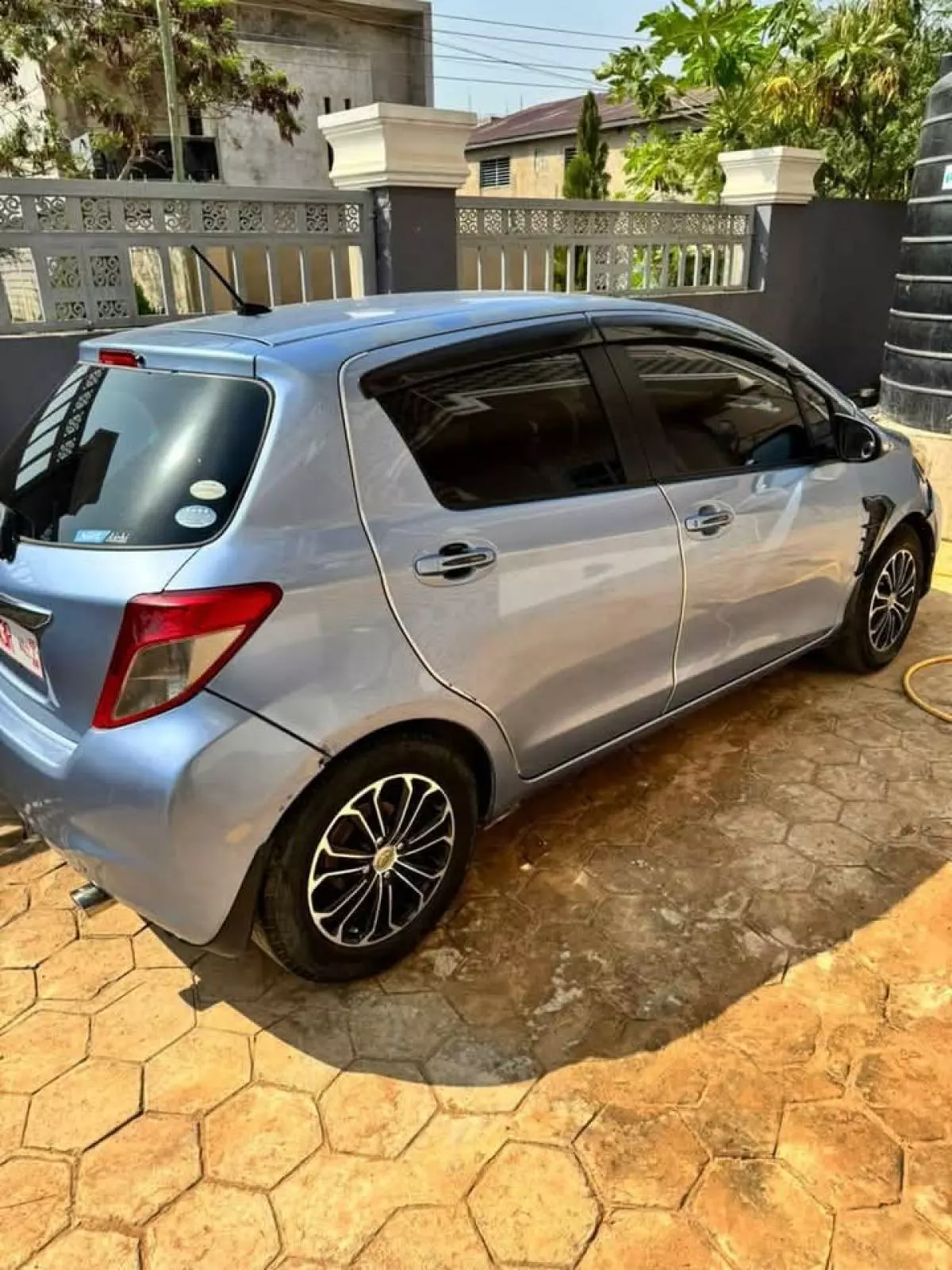 Toyota Vitz   - 2013