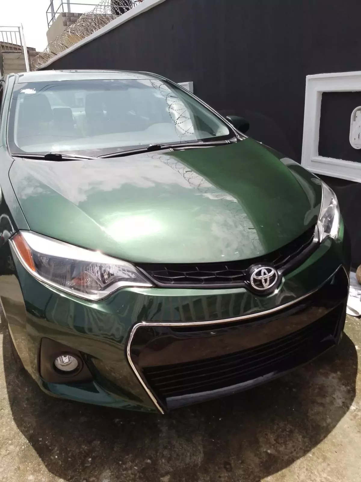 Toyota Corolla   - 2015