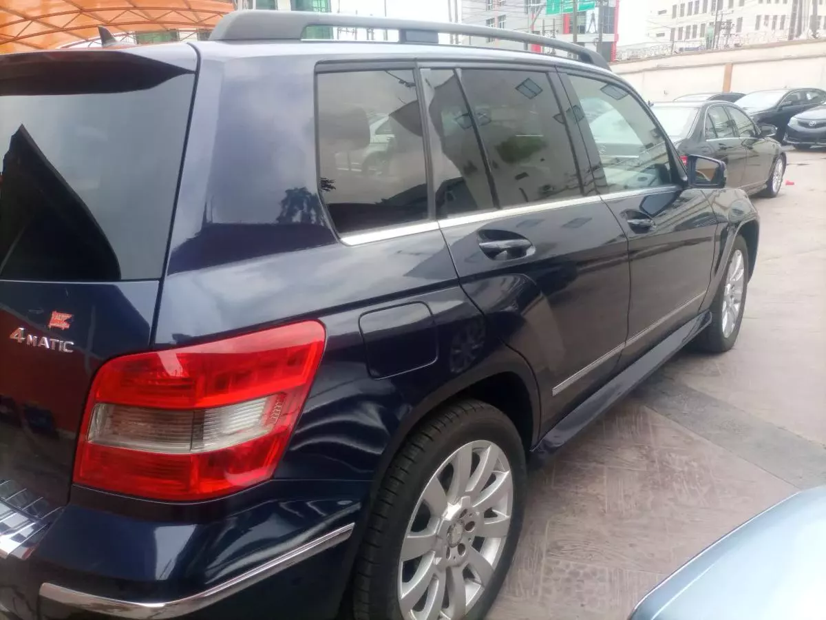 Mercedes-Benz GLK 350 - 2010
