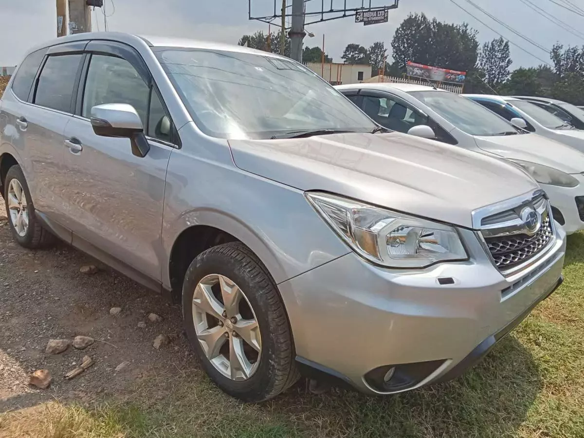 Subaru Forester   - 2015