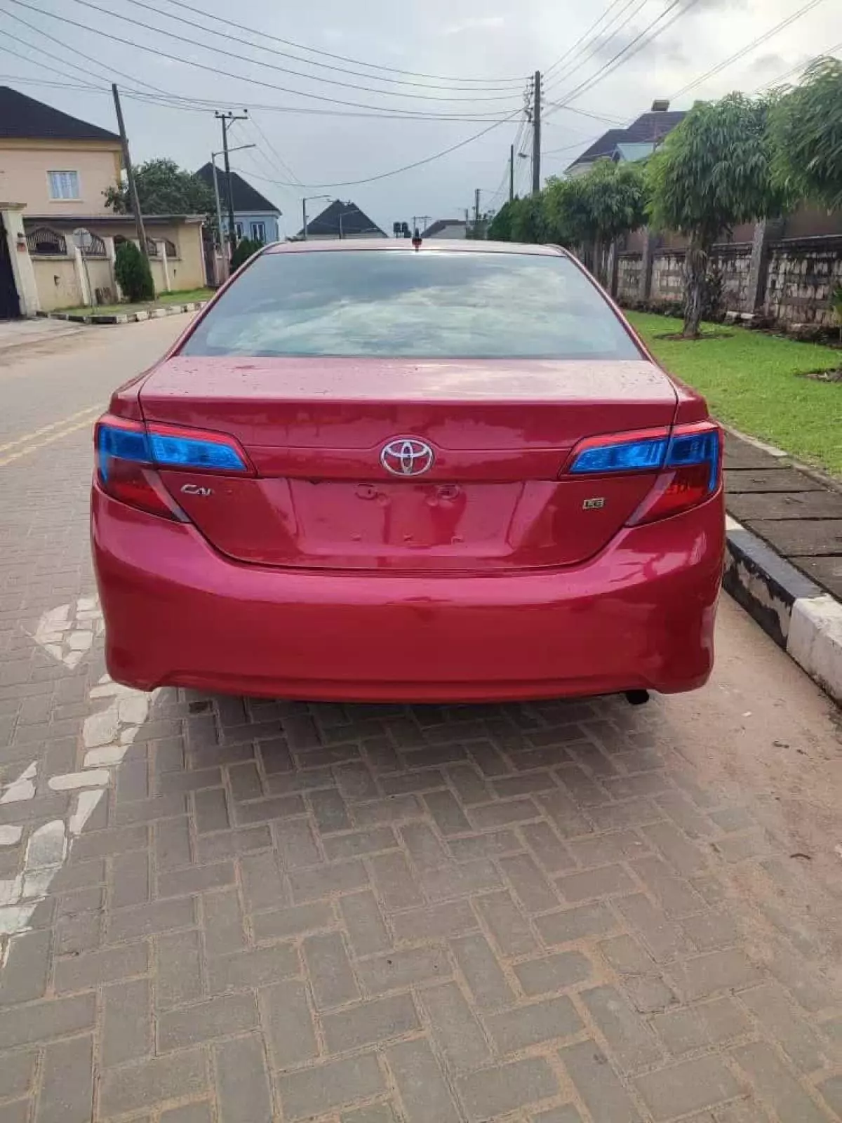 Toyota Camry   - 2014