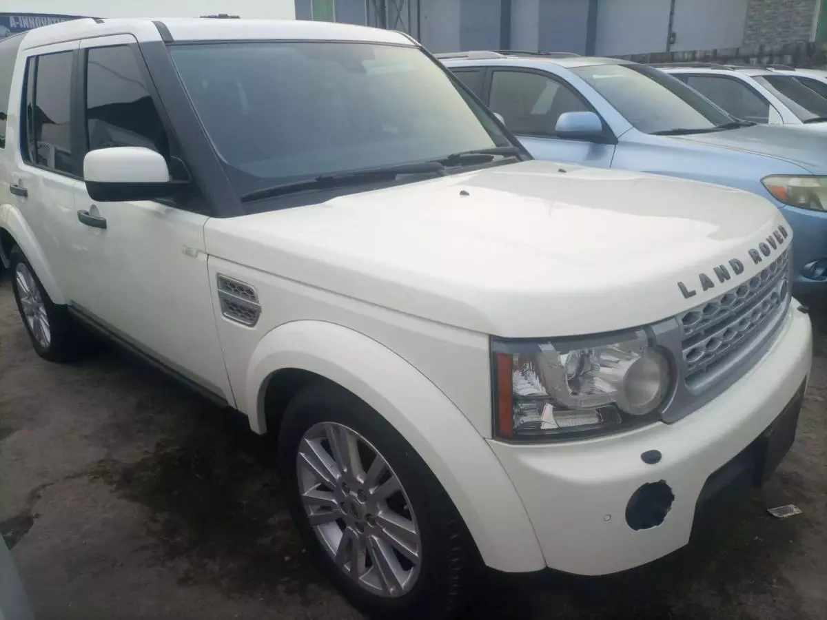 Land Rover  HSE LR4   - 2010