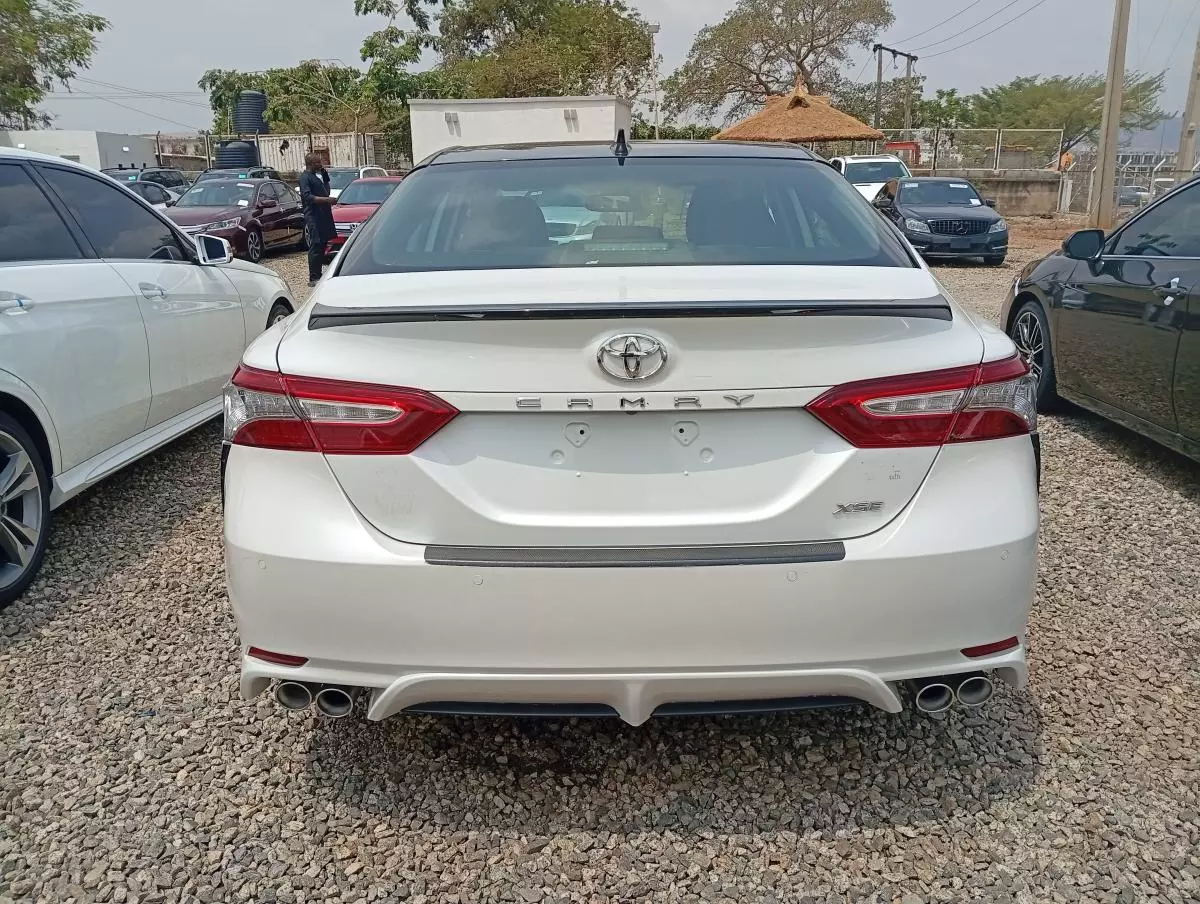 Toyota Camry   - 2019