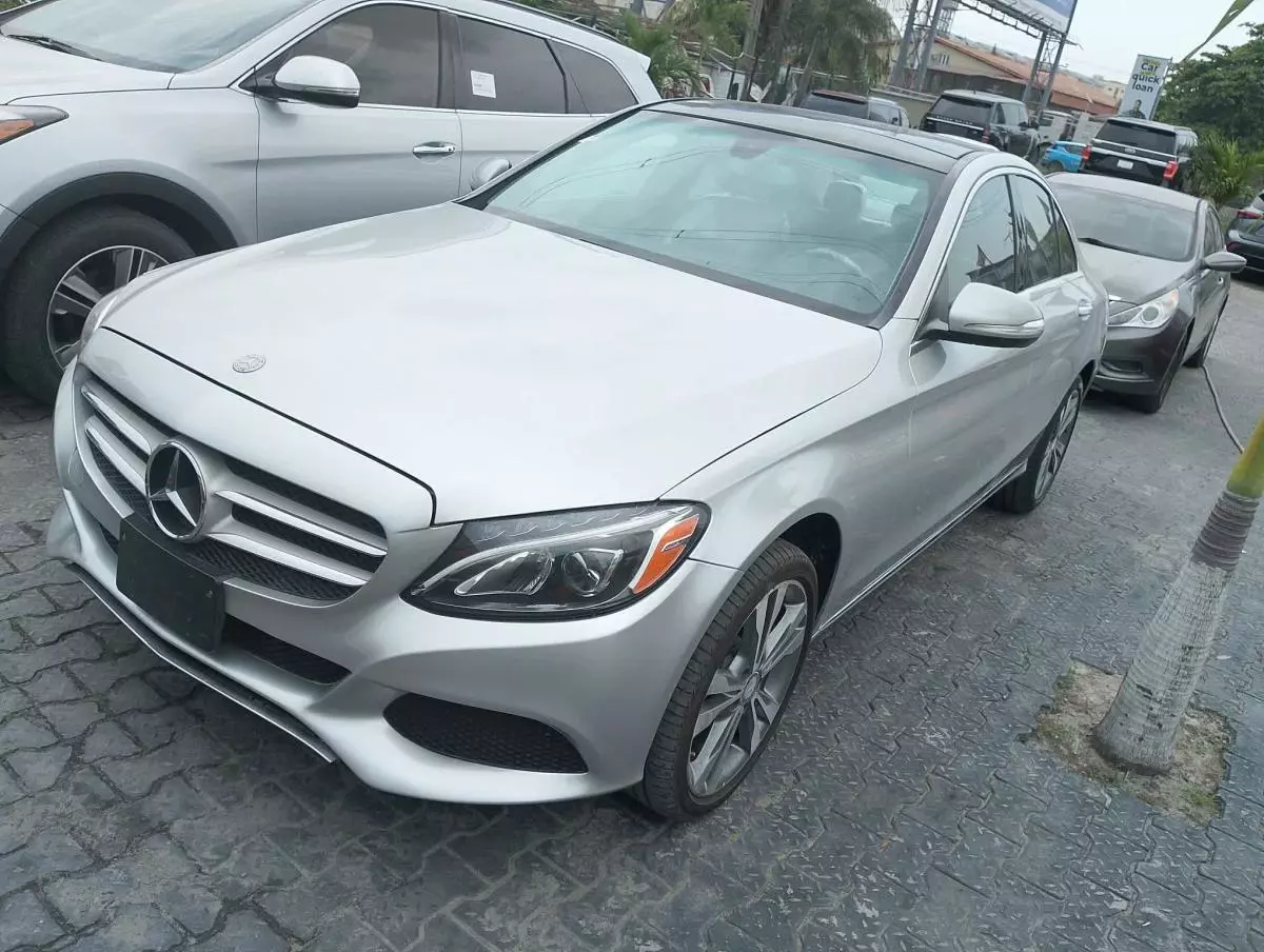 Mercedes-Benz C 300   - 2015