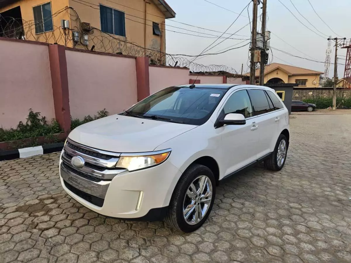 Ford Edge   - 2013