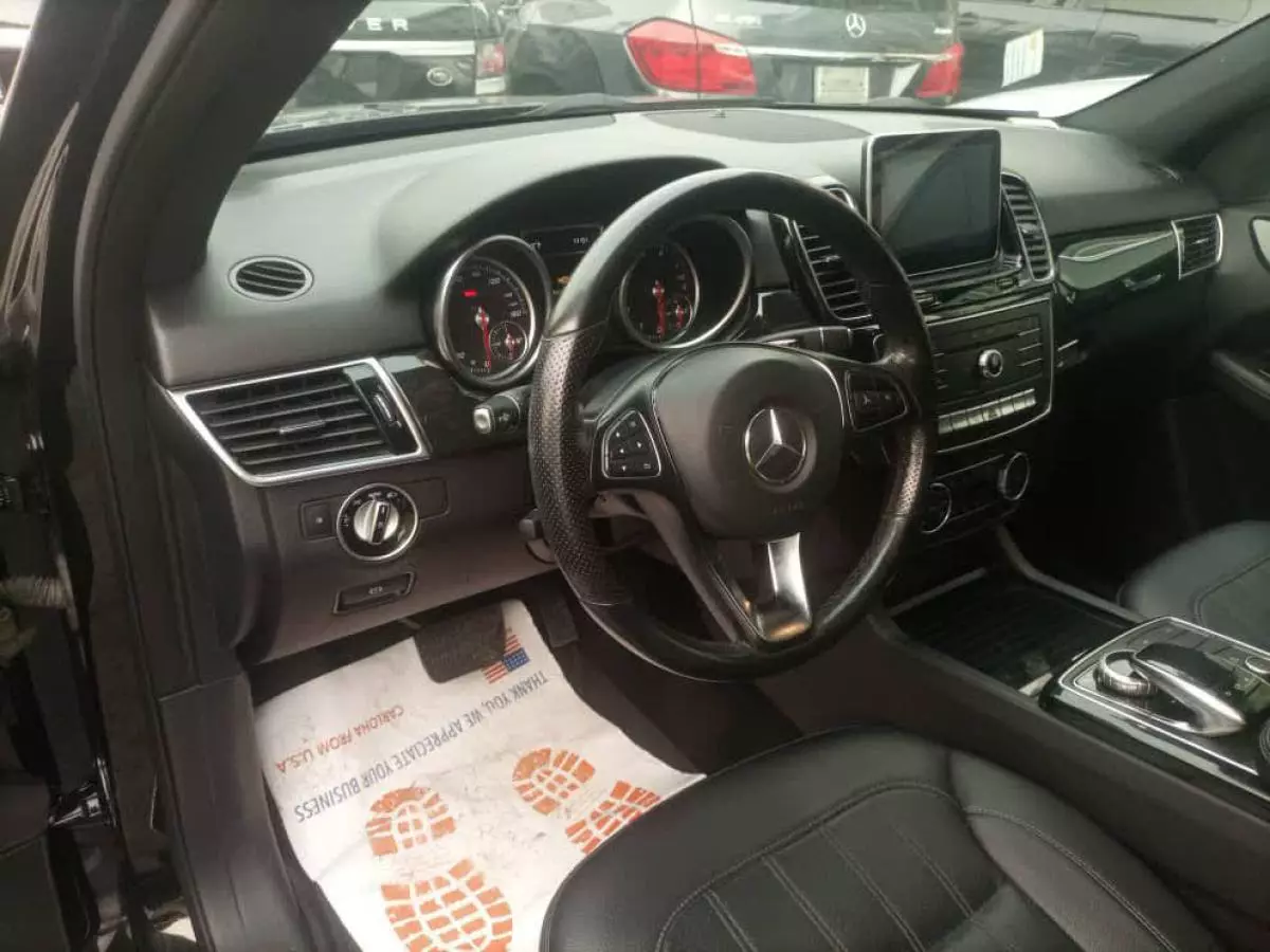 Mercedes-Benz GLE 350 - 2016