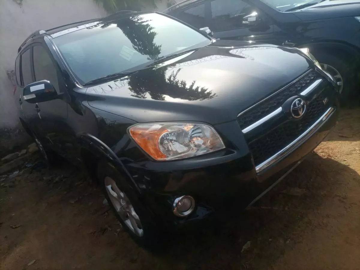 Toyota RAV 4   - 2009