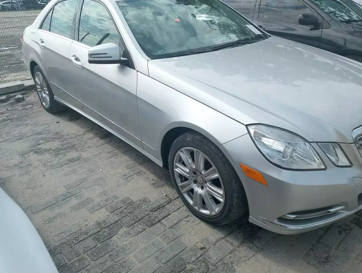 Mercedes-Benz E 350   - 2013