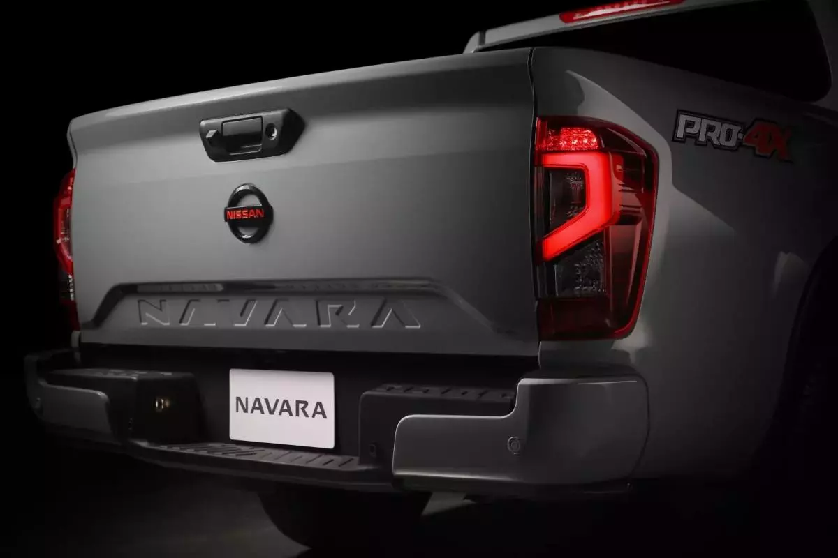 Nissan Navara   - 2022