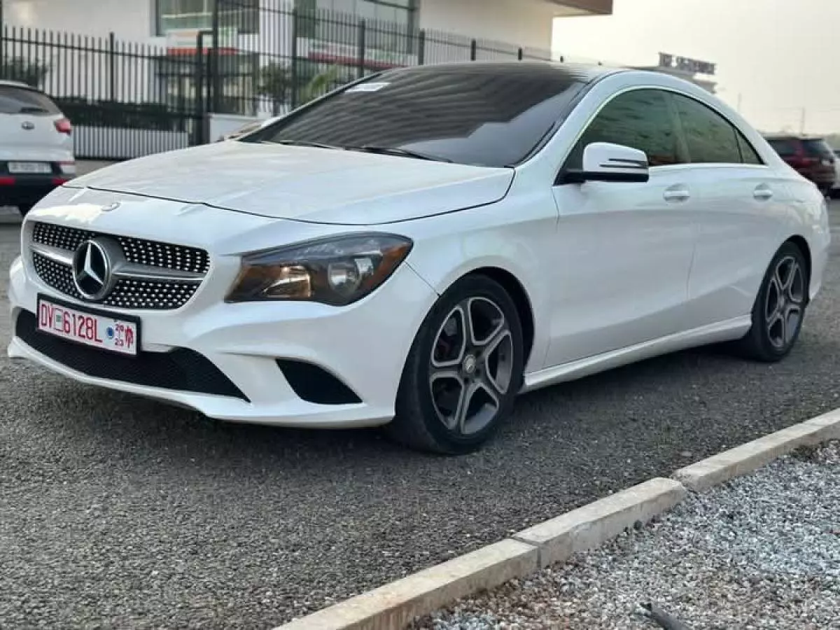 Mercedes-Benz CLA 250   - 2014