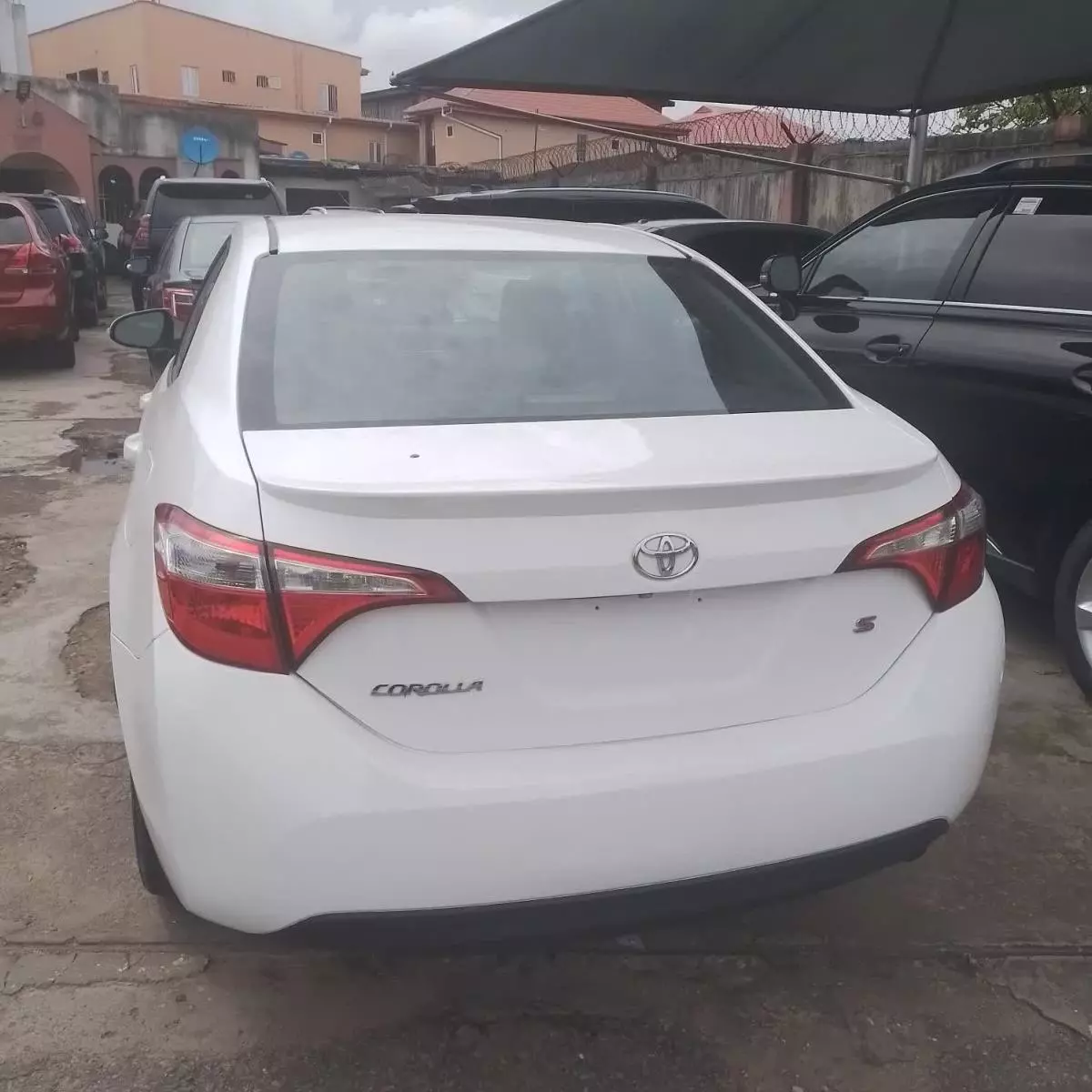 Toyota Corolla   - 2015