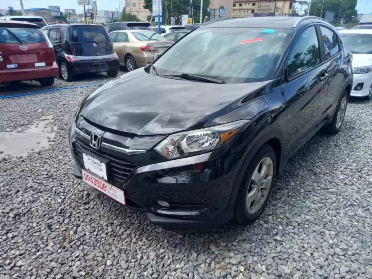 Honda HR-V   - 2016