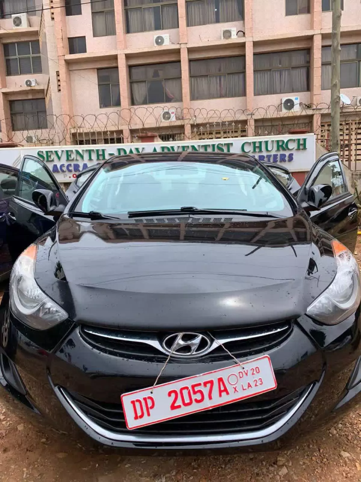 Hyundai Elantra   - 2013