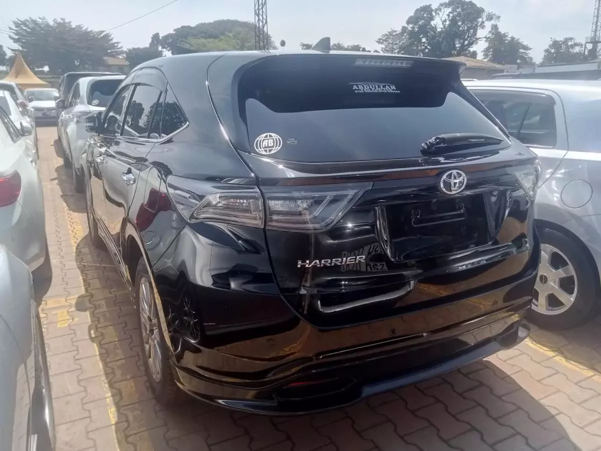 Toyota Harrier   - 2014