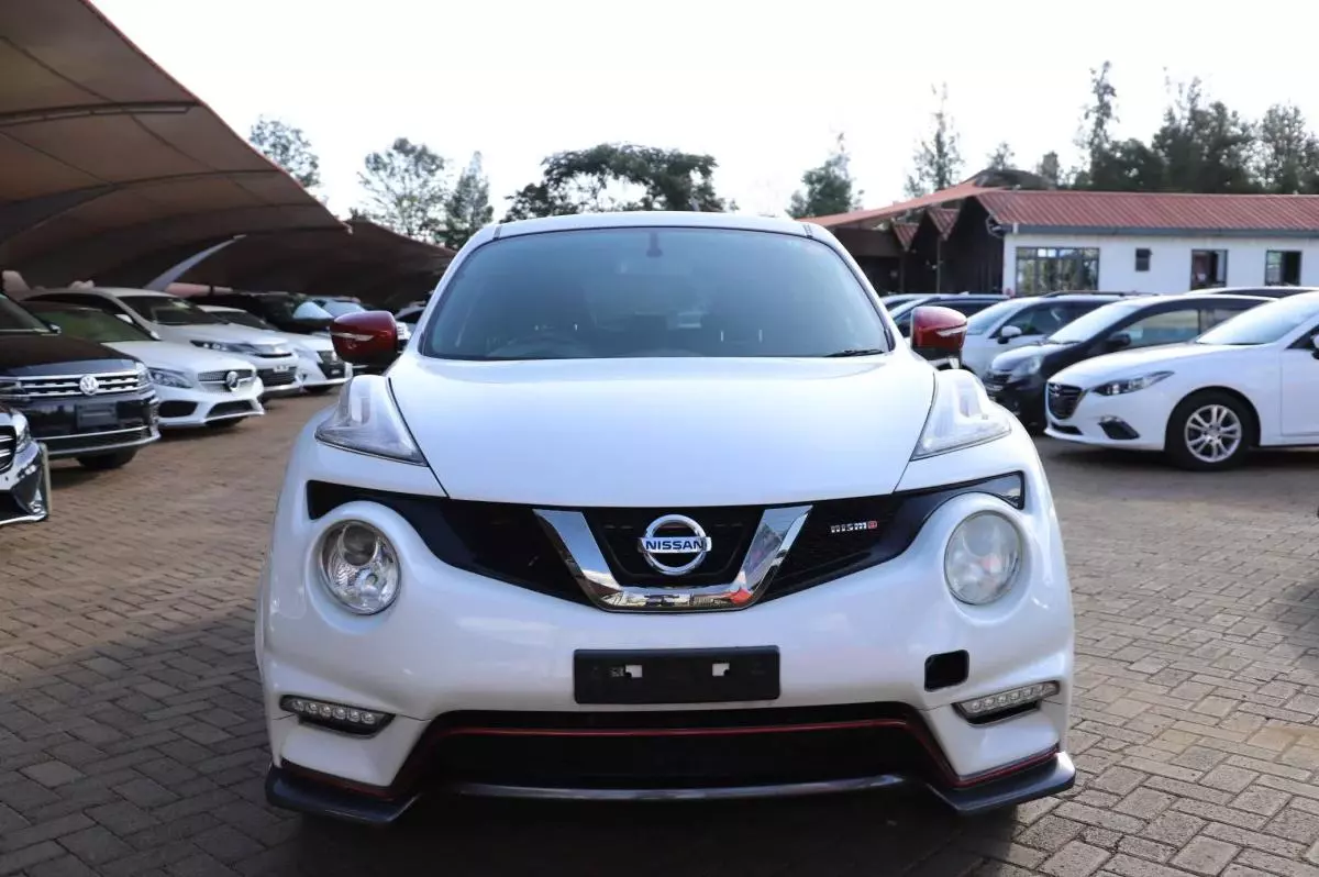 Nissan Juke   - 2016