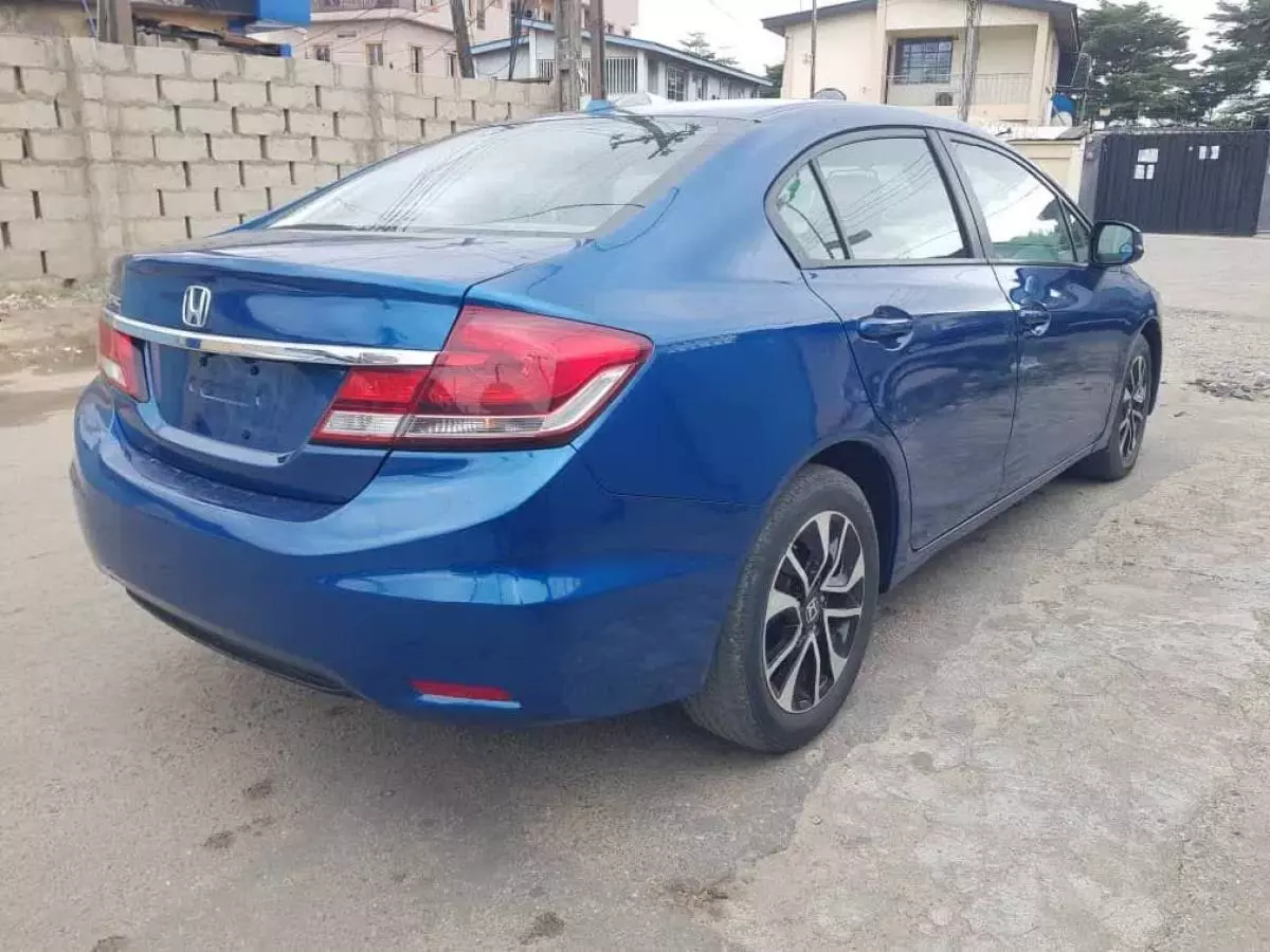 Honda Civic   - 2013