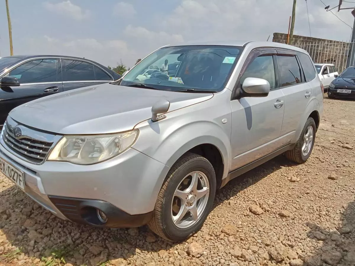 Subaru Forester   - 2011