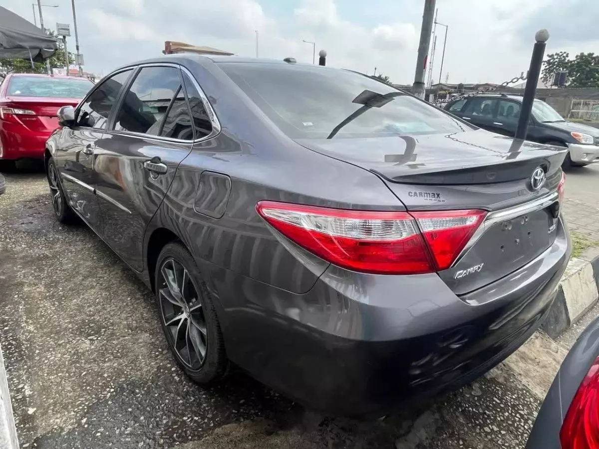 Toyota Camry   - 2015