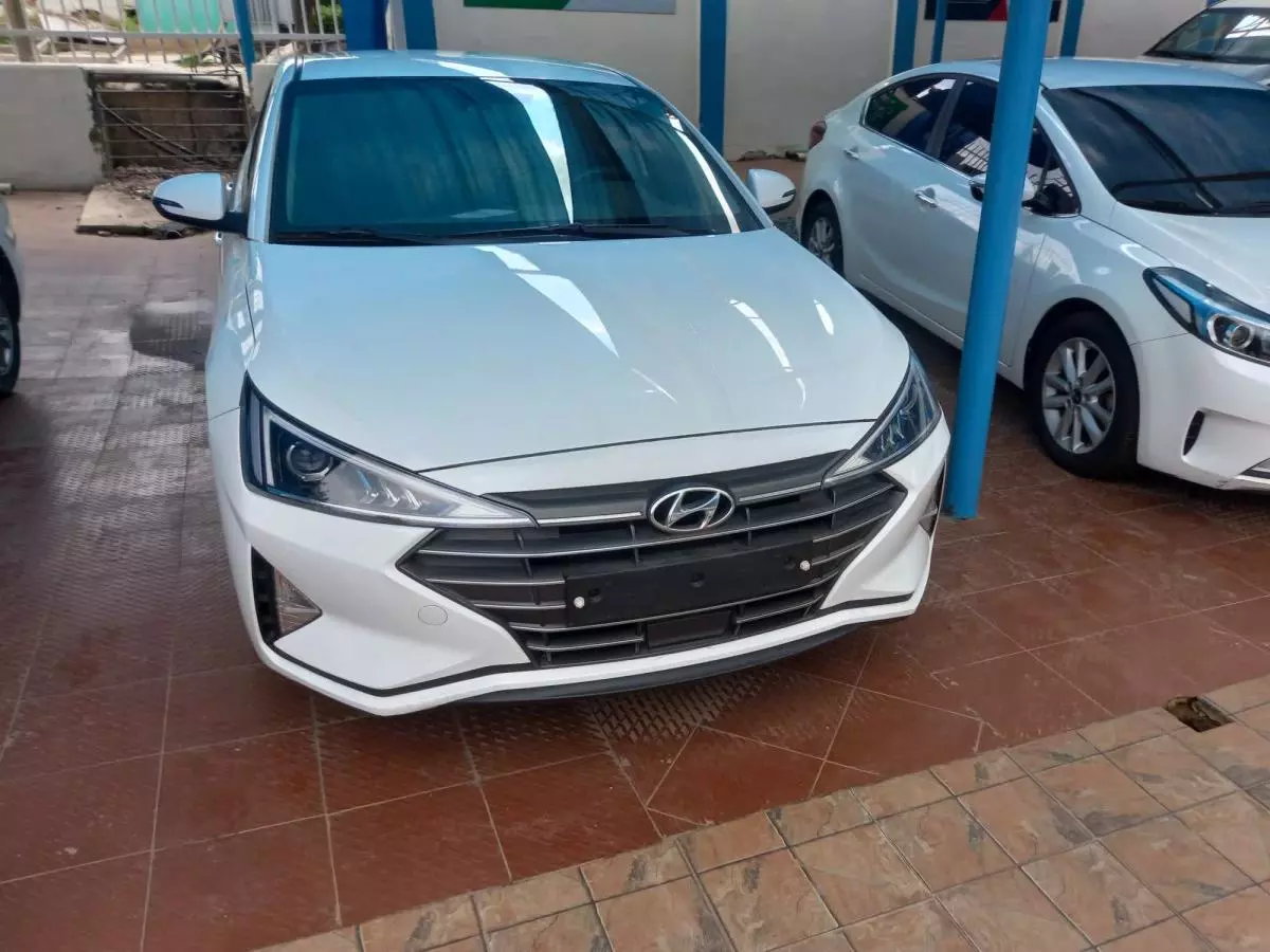 Hyundai Avente   - 2020