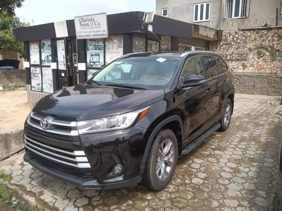 Toyota Highlander   - 2015