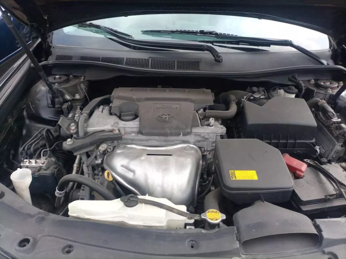 Toyota Camry - 2012