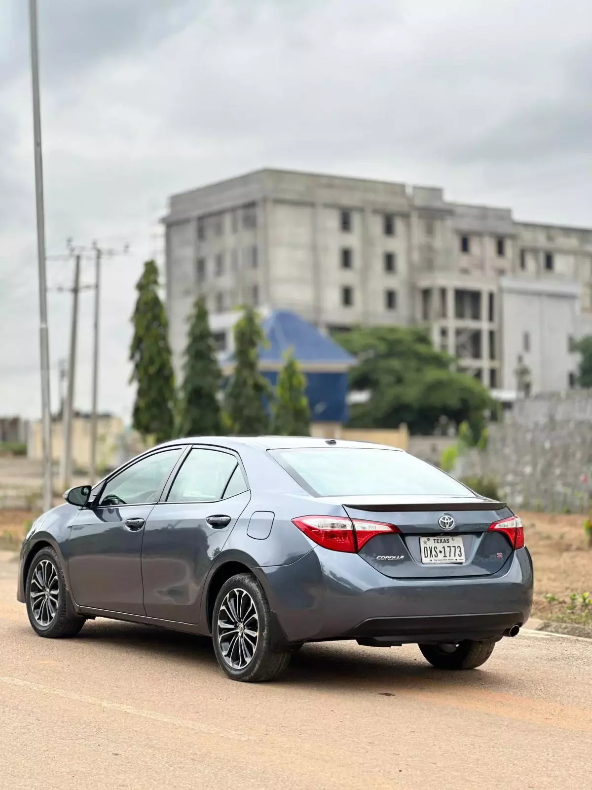 Toyota Corolla   - 2015