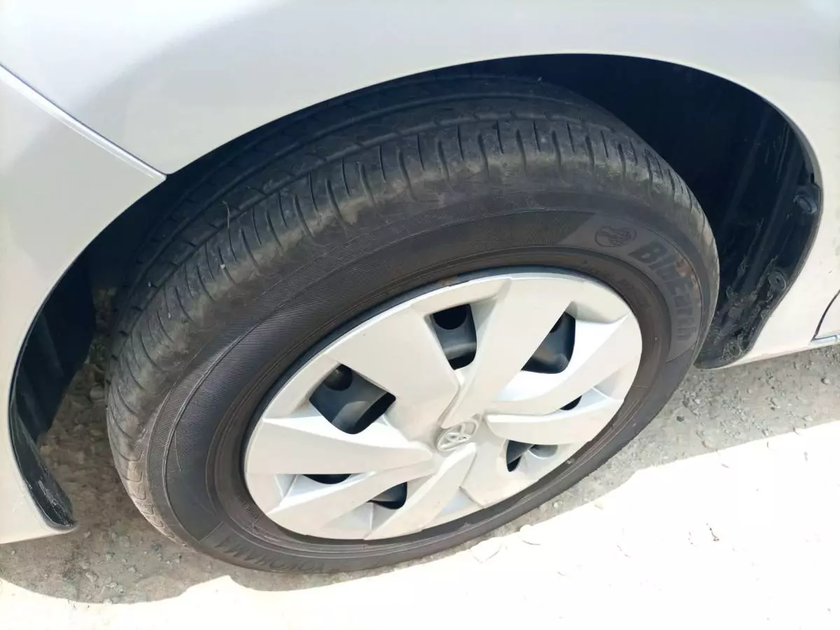 Toyota Vitz - 2015