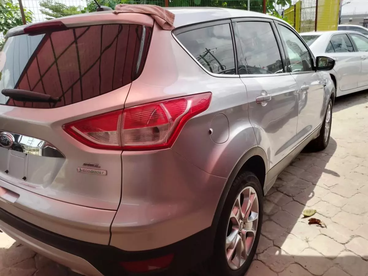 Ford Escape   - 2013