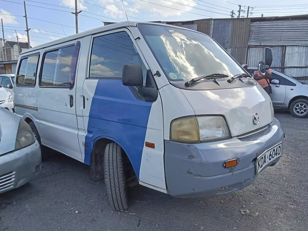 Mazda Bongo   - 2013