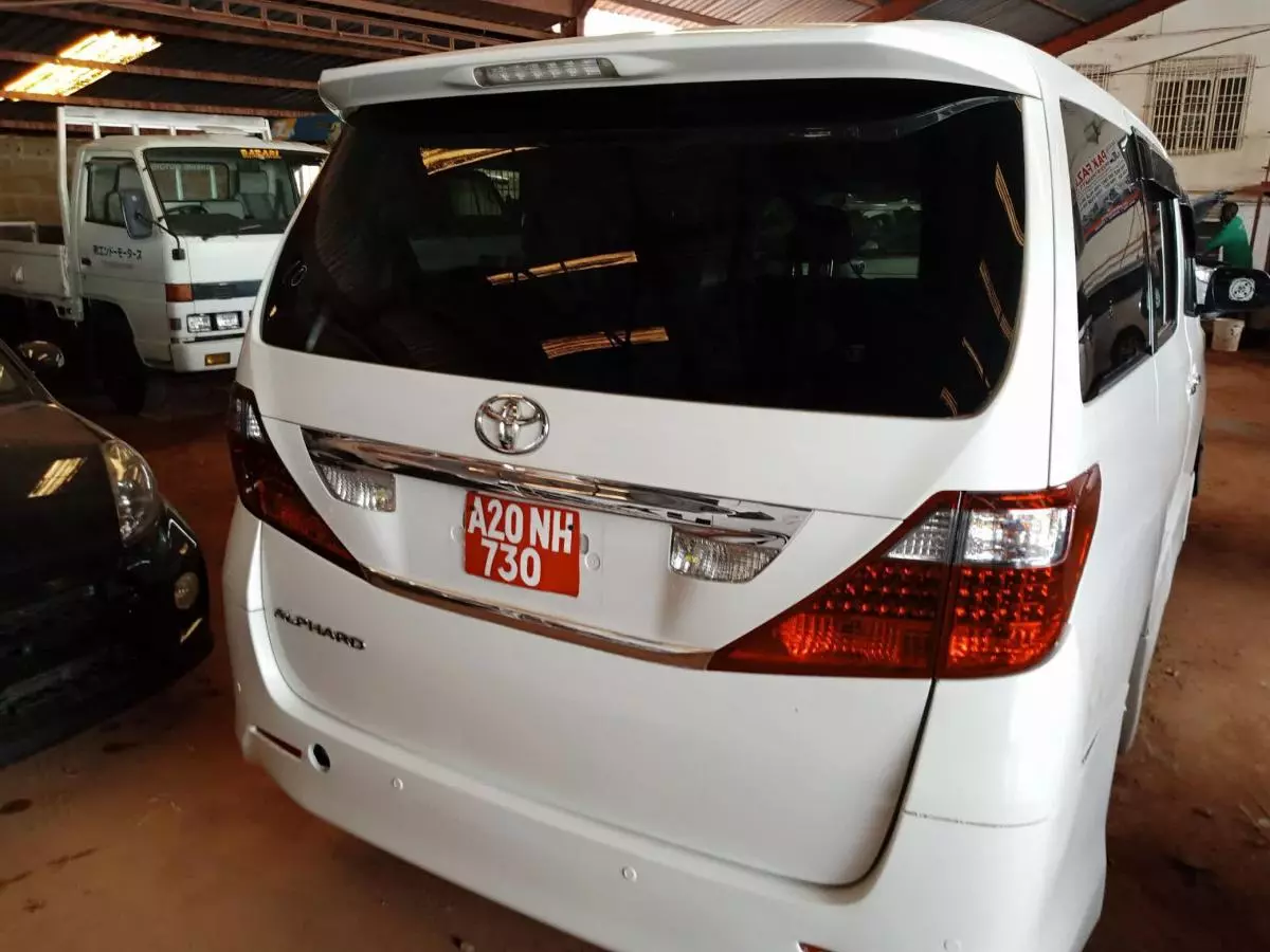Toyota Alphard - 2009