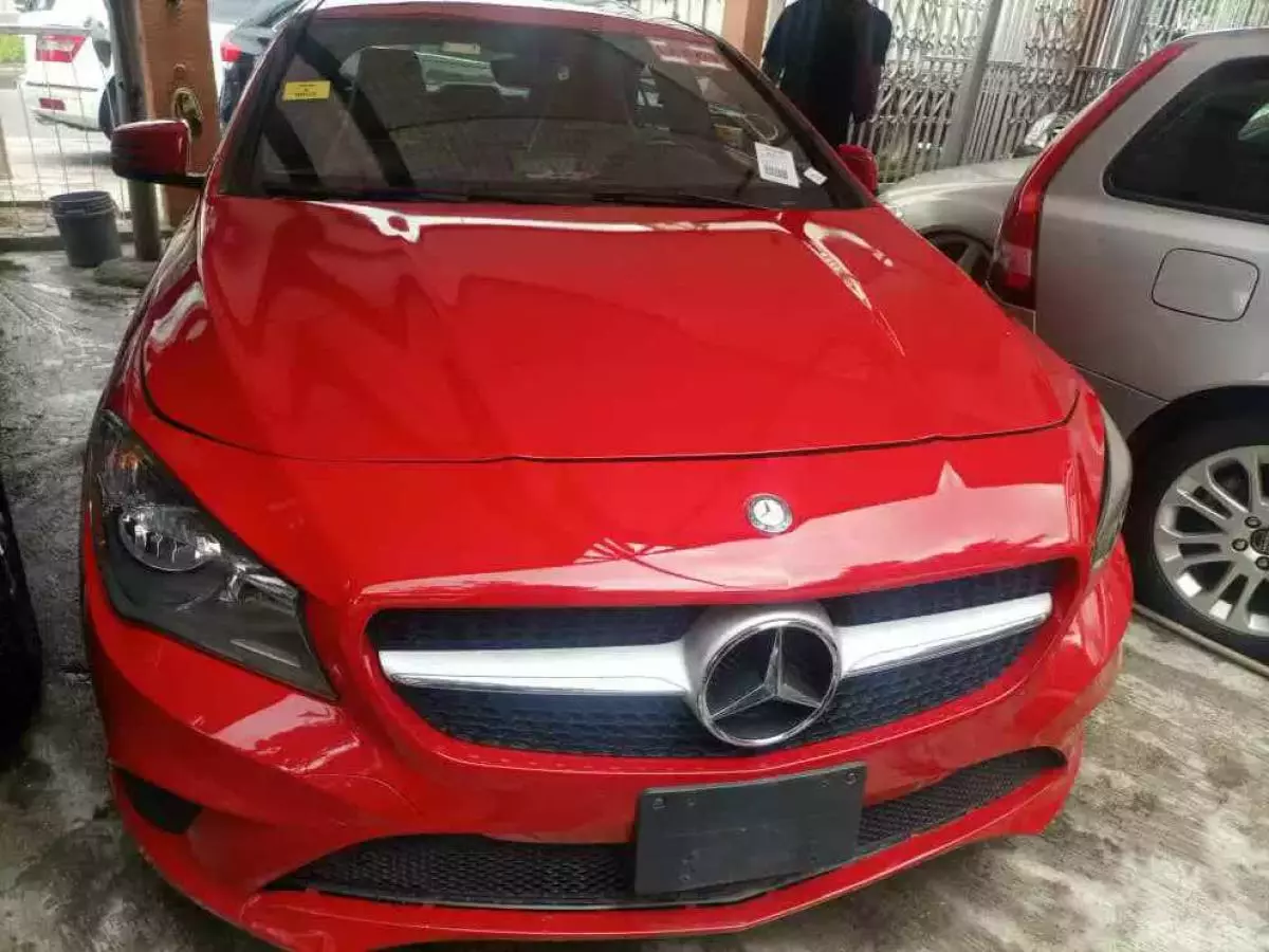 Mercedes-Benz CLA 250   - 2014