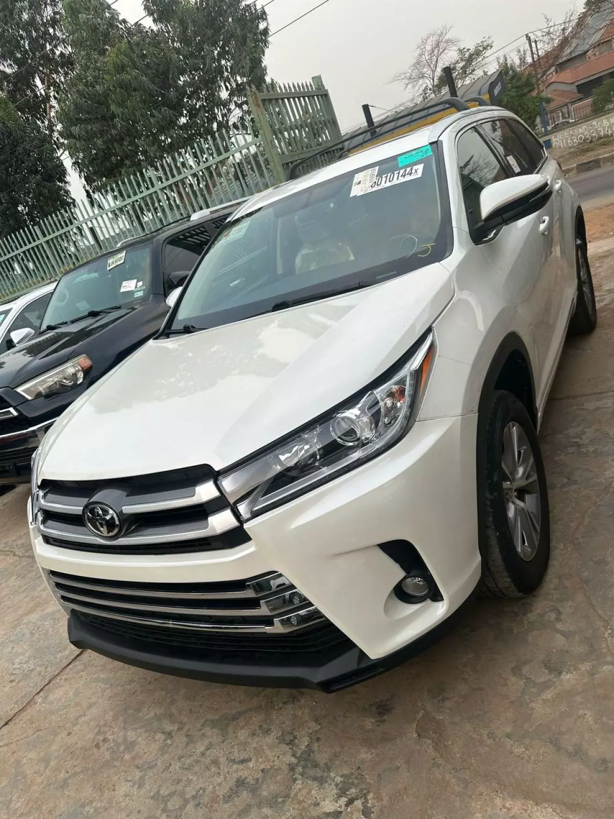 Toyota Highlander   - 2015