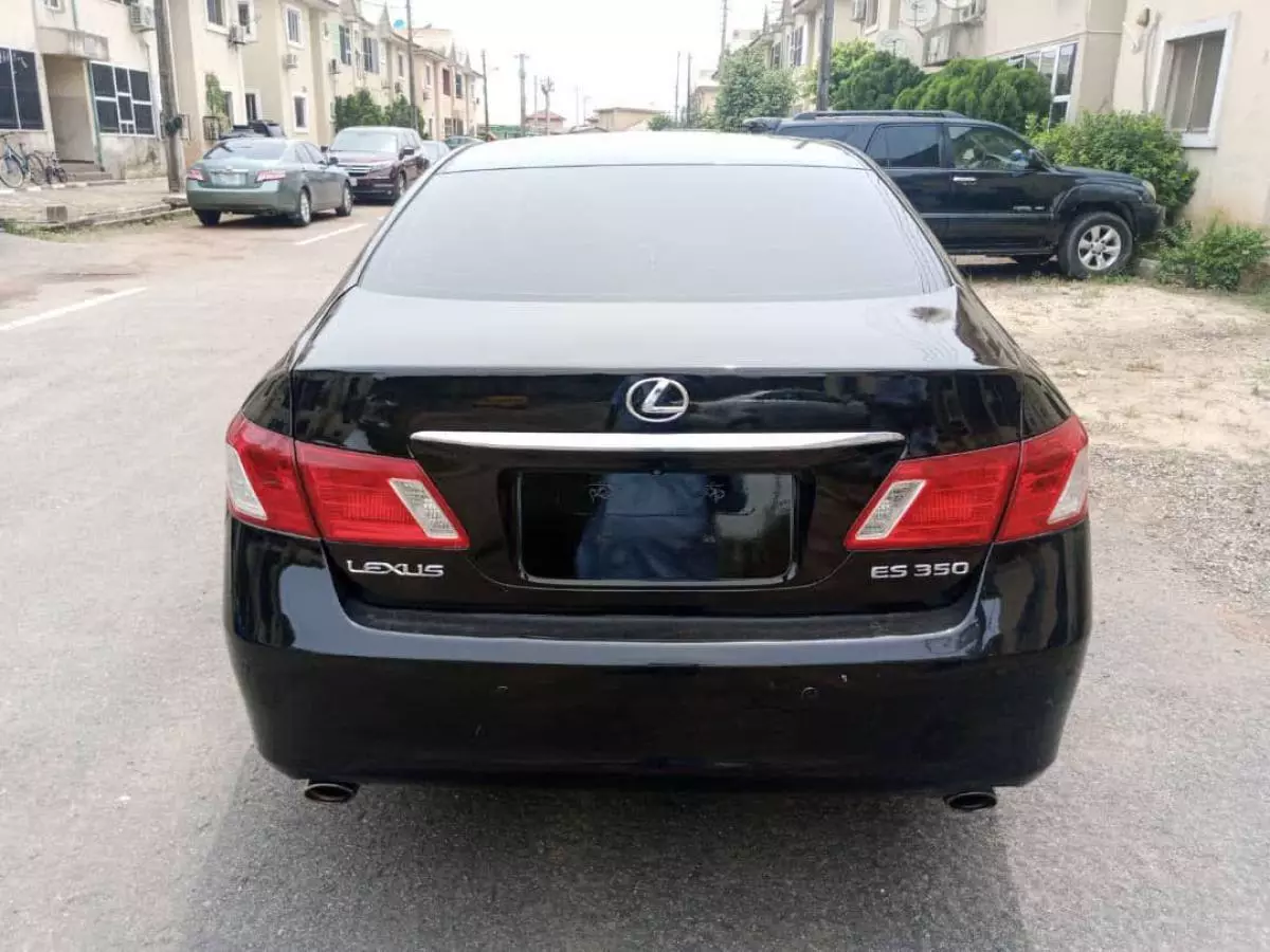 Lexus ES 350   - 2009