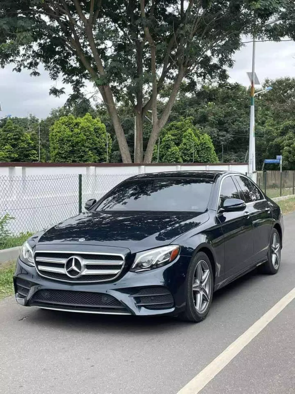 Mercedes-Benz E 300   - 2018