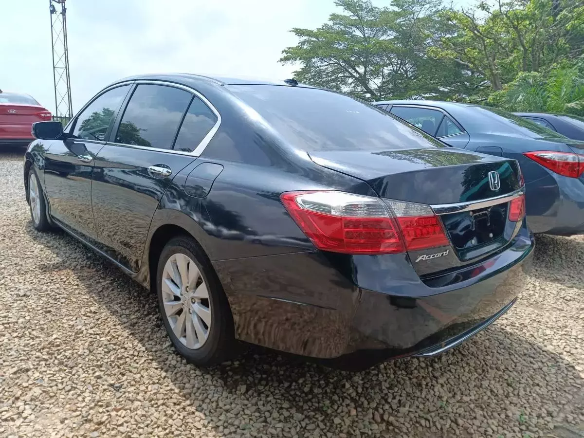 Honda Accord   - 2014