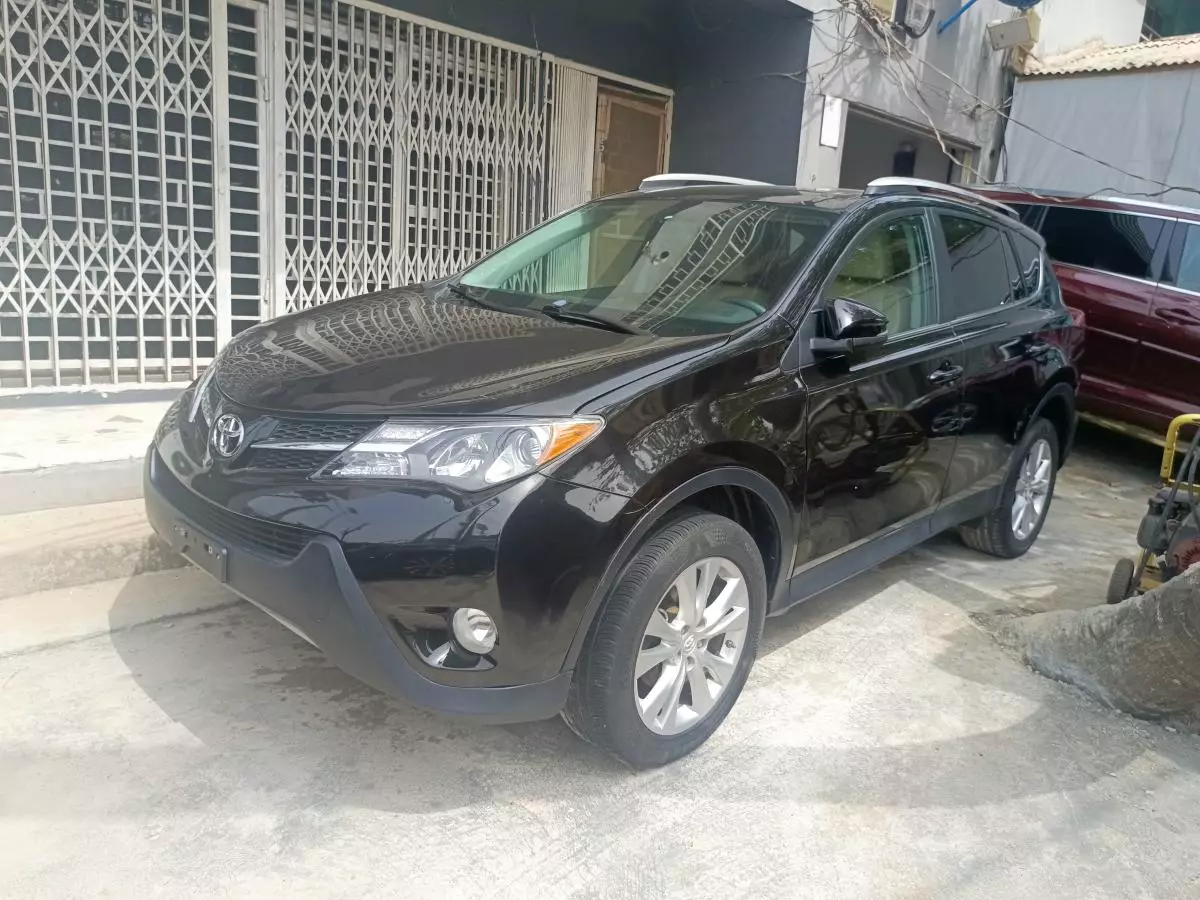 Toyota RAV 4   - 2014